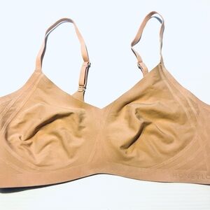 HONEYLOVE LIFTWEAR SILHOUETTE WIRELESS BRA SZ MED SAND